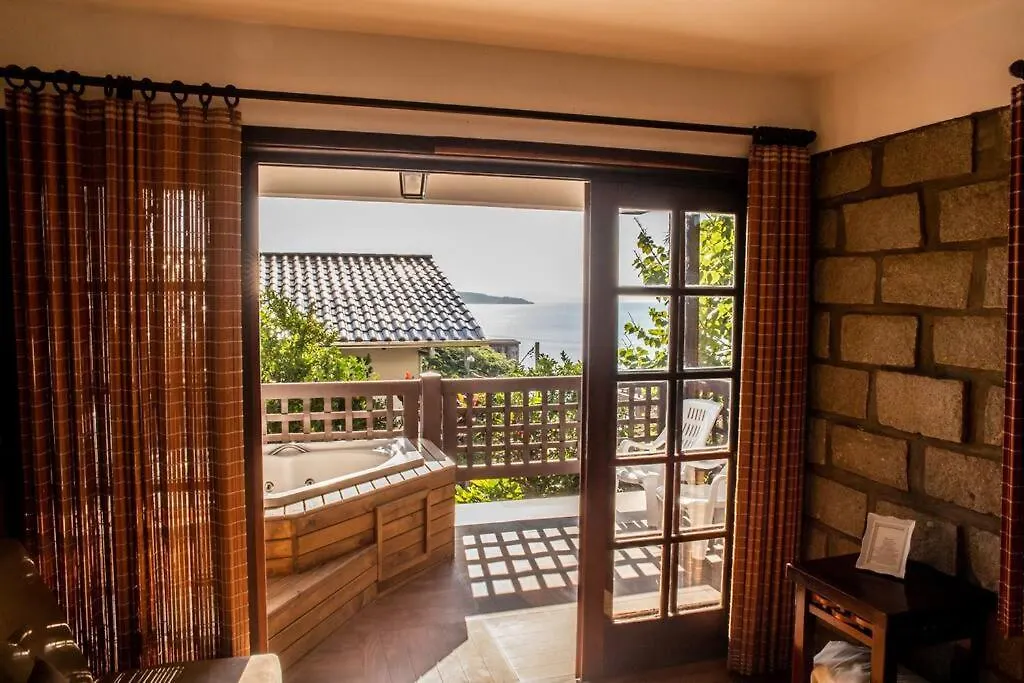 3 - Apto Com Jacuzzi E Vista Mar - Morada Do Ganso Bombinhas Apartamento